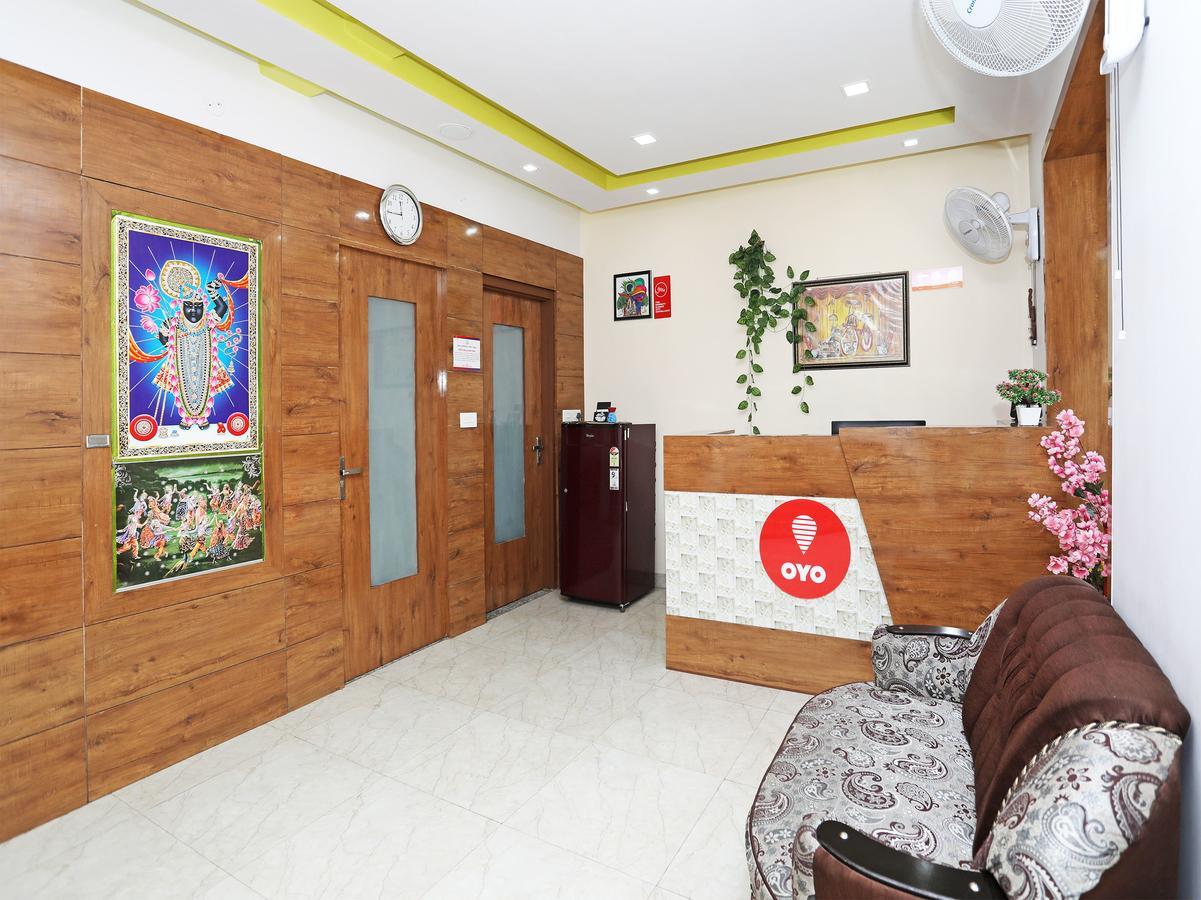 Oyo 10228 Hotel Chandramouli Τζαϊπούρ Εξωτερικό φωτογραφία