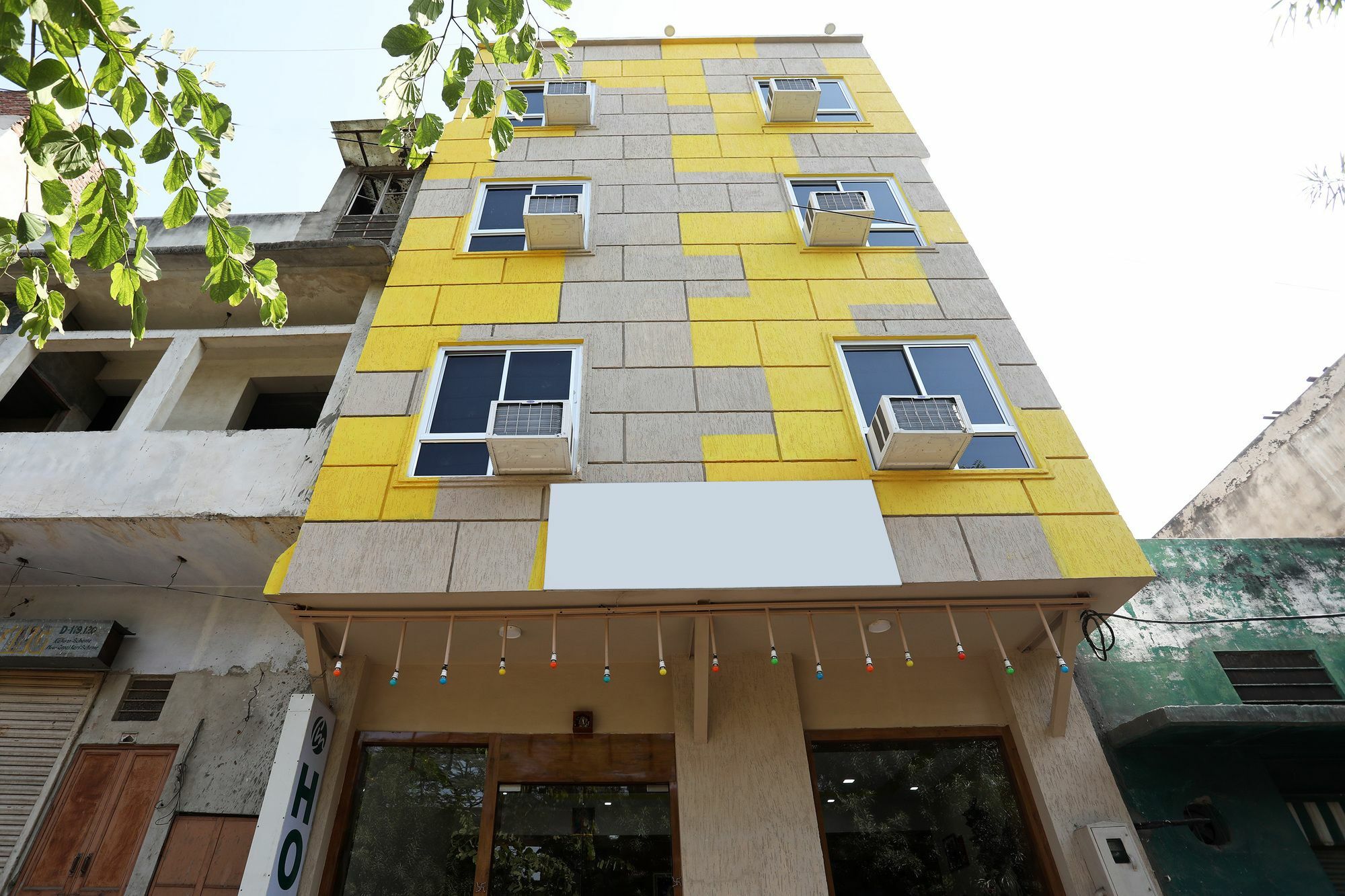 Oyo 10228 Hotel Chandramouli Τζαϊπούρ Εξωτερικό φωτογραφία